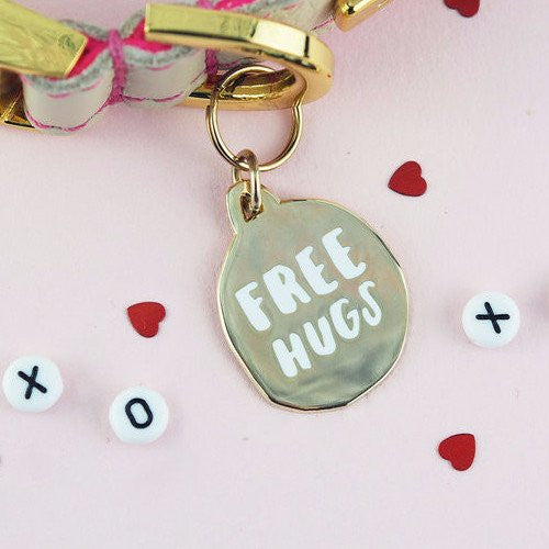 Free Hugs Collar Charm - Sir Dogwood
